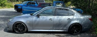 BMW 545i - 6
