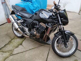Kawasaki Z750 - 6