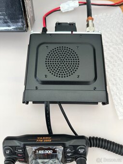 Yaesu FTM 200 - 6
