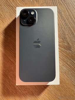 Zánovní IPhone 15 128gb - 6
