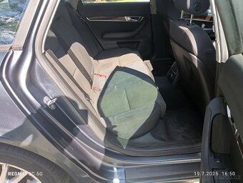 Audi a 6 2.4 V6 6 kvalt manuál - 6