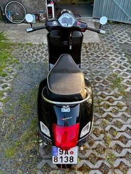 VESPA 300 GTS super - 6
