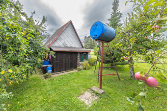 Rekreační chata a zahrada 763 m² s plným stavebním potenciál - 6