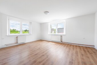 Pronájem rodinného domu 220 m², pozemek 883 m² Cheznovice - 6