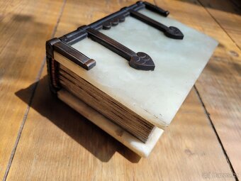 Krásná starožitná krabička - Patriot - kov kámen Praha lípa - 6