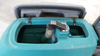 Podlahový mycí stroj Tennant T3 Disk 50 s vlastním pojezdem - 6