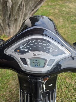 Vespa Primavera 125 - 6