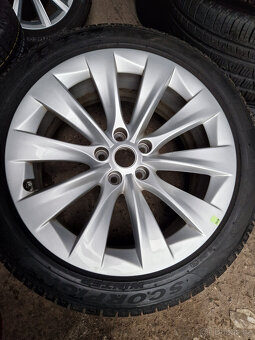 5x120 r20 kola disky tesla x alu 20 Tesla X elektrony 275 45 - 6