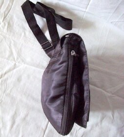 Crossbody KABELKA 26x27cm nastavitelná - 6