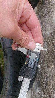 Letní pneu 215/35/19 - 6