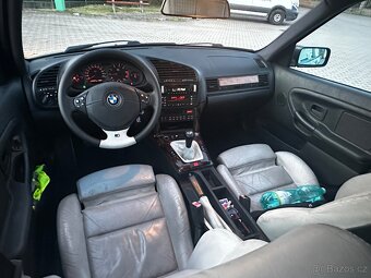 Bmw e36 318i Touring - 6