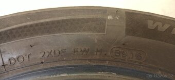 Hankook Winter icept RS2 185/65 R15 88T 6,5mm - 6