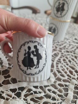 sada porcelánových hrnků - 6