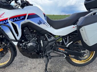 Honda Transalp XL 750 - 6