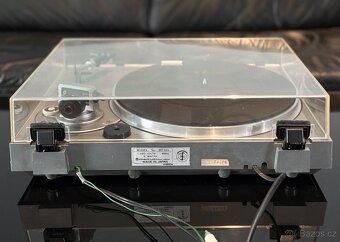 Hitachi HT-324 gramofon - 6