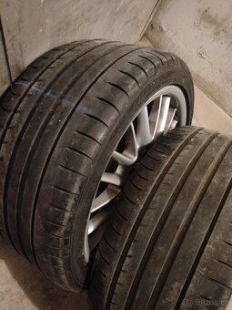 4ks alu disky orig. BMW 5x120 R18 dvojrozmer 7mm letné pneu - 6