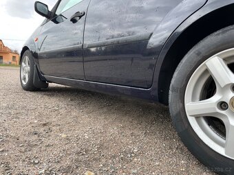 Ford fiesta 1.3 51kw - 6