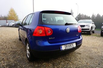 VOLKSWAGEN GOLF V 1,4 16V 55KW 2004 1.MAJITEL NOVÉ V CZ - 6