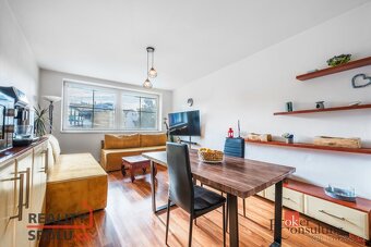 Převod dr. podílu, byty/2+kk, 55 m2, Hálkova 1725/15, 74705  - 6