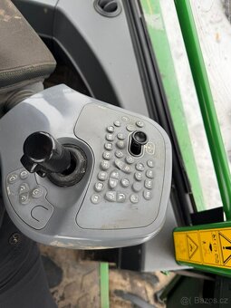 Vyvážecí souprava JOHN DEERE 910G - 6