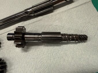 Jawa 500 Ohc - díly převodovky - 6