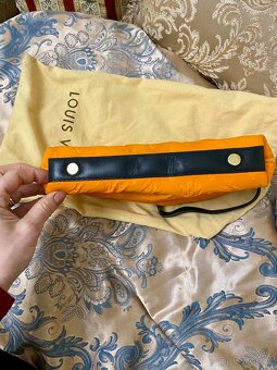 Neoprene scuba monogram clutch orange Louis Vuitton - 6