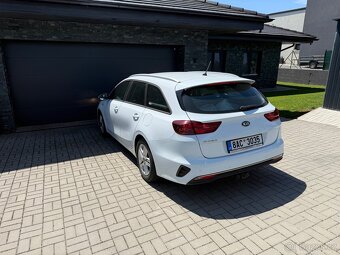 Kia Ceed 1,6crdi 2020 115t km tažné záruka DPH - 6