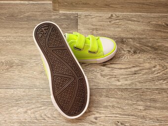 Nenošené, nové dětské tenisky vel. 28 - 6