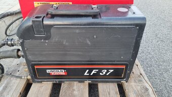 Svař. zdroj Lincoln Electric INVERTEC STT II, podavač LF 37 - 6