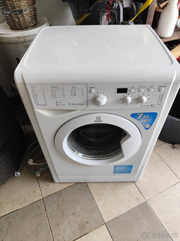 Pračka Indesit - 6