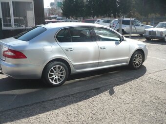 Škoda Superb 2.0 TDI 125 kW 4x4 - 6