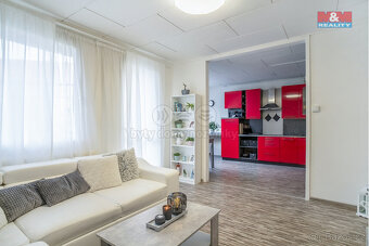 Prodej rodinného domu, 232 m², Blíževedly - 6