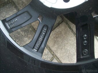alu kola Superb3 Passat B8 GY F1 235.45.18" 95% - 6