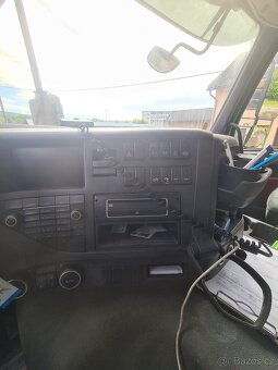 LESOVŮZ VOLVO FMX 6X6 - 6