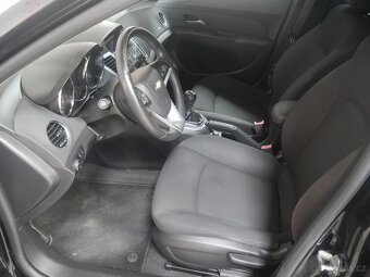 Chevrolet Cruze 1.8 16V , 104 kW benzín, 2012 - 6