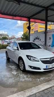 Opel Insignia 2016 – 1.6 CDTi Diesel – Bílá - 6