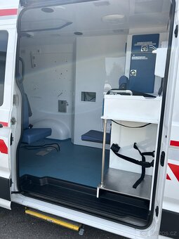 VW Crafter - 2.0 TDI Sanitní vůz - DSG - 6