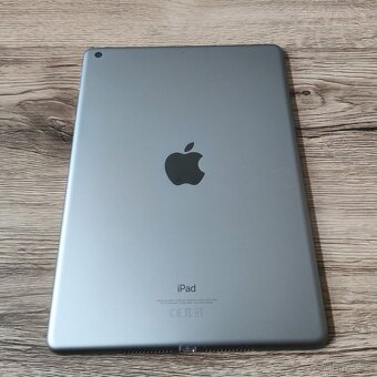 Apple iPad 9.7"Retina/ 128 GB/ Wi-Fi- 2018 6.gen - 6