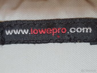 Fotobatoh Lowepro červený NOVÝ - 6