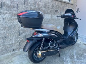 Piaggio Beverly 400 2010 - 6