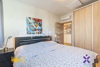 Prodej bytu 3+kk 65 m2 s vlastní zahradou 127 m2 a dvěmi stá - 6