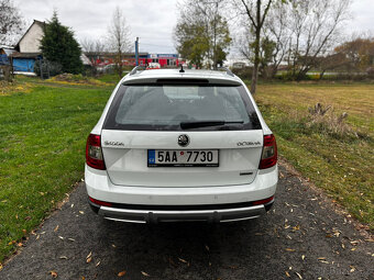 Škoda Octavia 3 2.0 TDI 135kW, SCOUT, RV 2015, 4x4, Kombi - 6