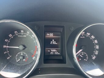 ŠKODA YETI 2,0TDi ACTIVE TAŽNÉ ZAŘÍZENÍ - 6