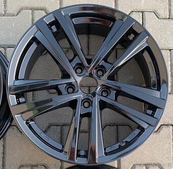 Alu disky 5x112, černé, TOP, R17, ET45 - 6