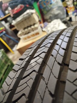 Pneu 215/55r17 - 6