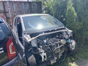 Škoda Citigo, Volkswagen UP 1.0 MPI CNG NZF ČERNÁ,BÍLÁ DÍLY - 6