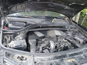 ND - Mercedes Benz GL - 6