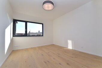 Pronájem ŘRD 7+kk,220 m2,Praha 4-Hostivař.přehrada - 6