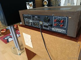 Marantz Superscope R-1220 AM/FM Stereo Receiver (1976-77) - 6