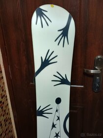 Prodám úplně nový snowboard BUN RUN 149cm dlouhý. - 6
